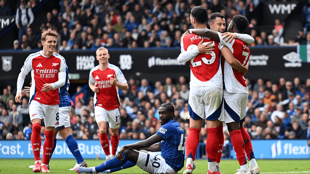 Check official Arsenal FC lineup for Ipswich Town match all player names listed